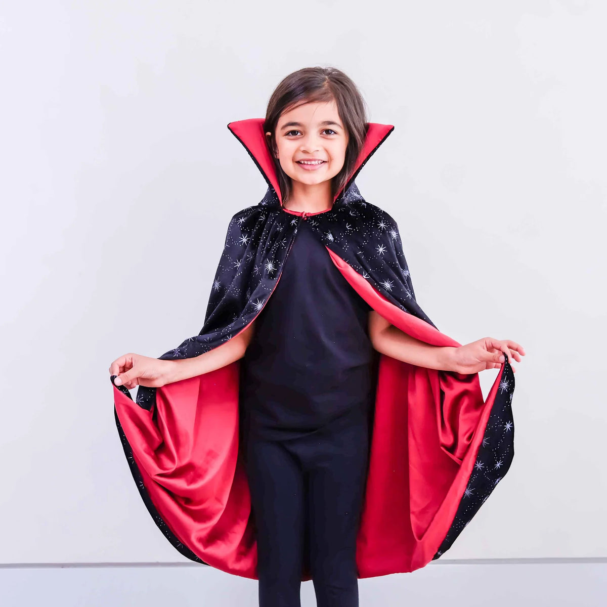 Mimi & Lula Vampire Cape - Black