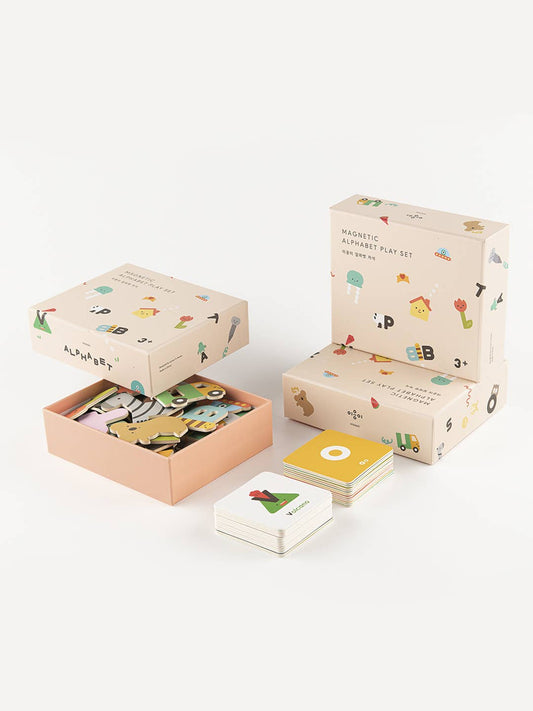 Living Refinery - Oioiooi - Magnetic Alphabet Play Set