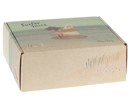 Mailer Surfer Mouse, Little sister