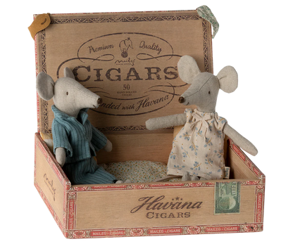 Maileg Mum and Dad Mice in Cigar Box