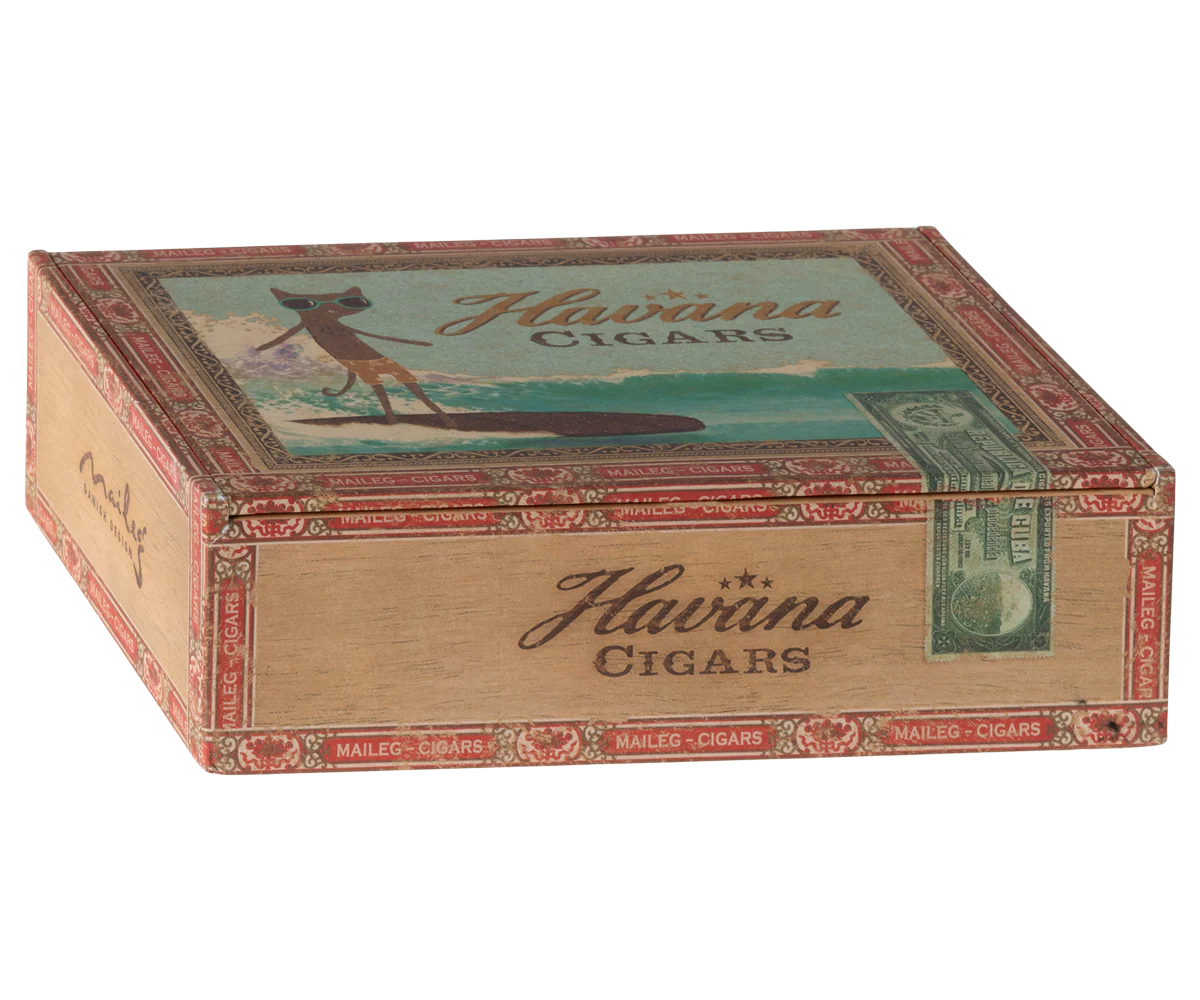 Maileg Mum and Dad Mice in Cigar Box