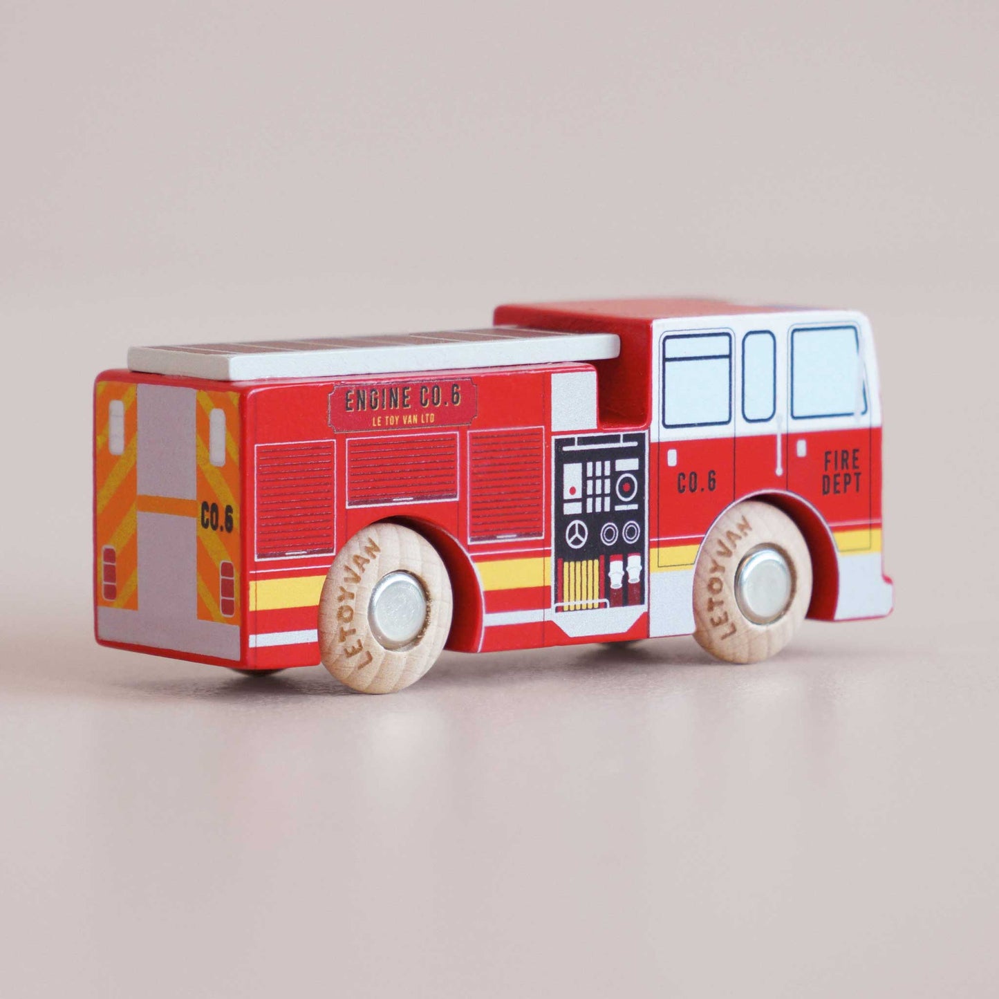Le Toy Van, Inc. - No. 44 GT270 Quinn | Pre order Aug 2026