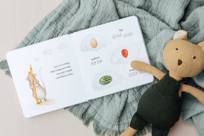 Paige Tate & Co. - Scribble Scrabble: A Board Book of First Words
