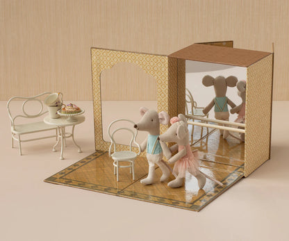 Maileg Ballet Mice In Dance Studio