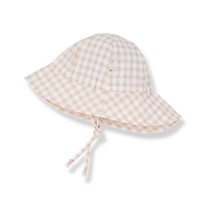 1+ in the Family Egas Hat