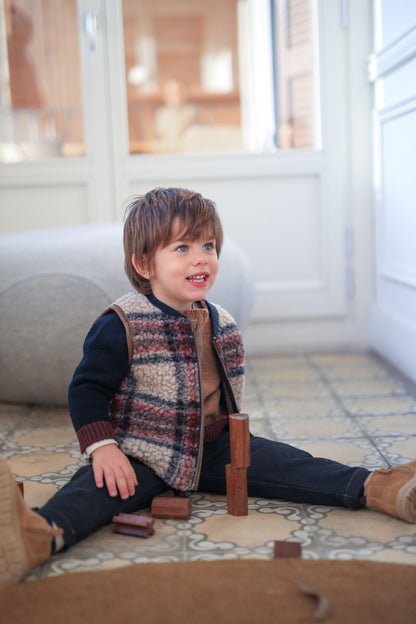 1+ in the Family Finn Vest