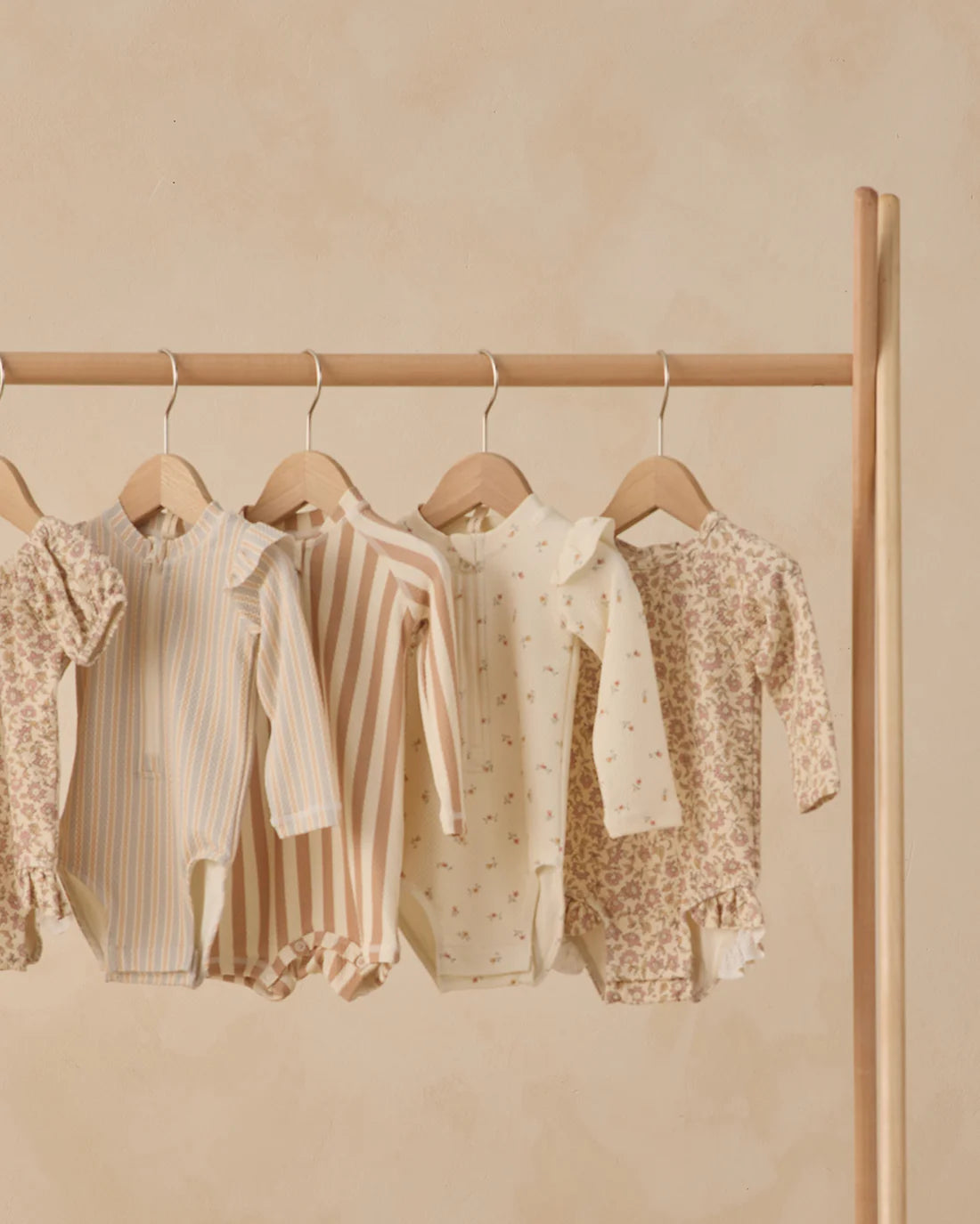 Quincy Mae Olivia Rashguard