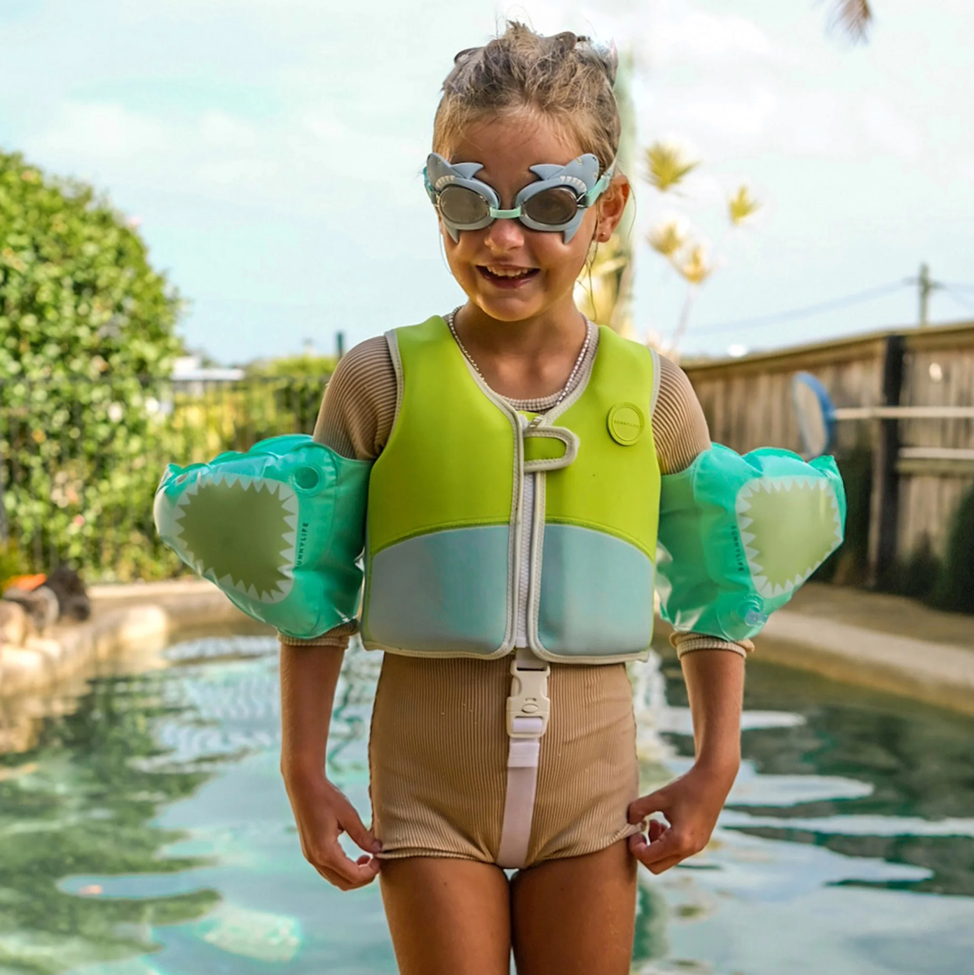 SUNNYLiFE Kids Swim Goggles