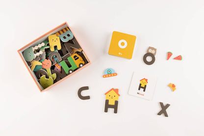 Living Refinery - Oioiooi - Magnetic Alphabet Play Set