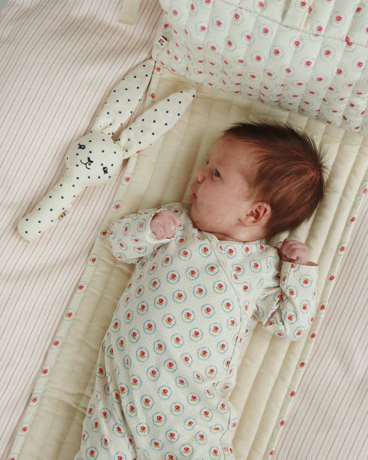 Konges Sløjd Bunny Hand Rattle